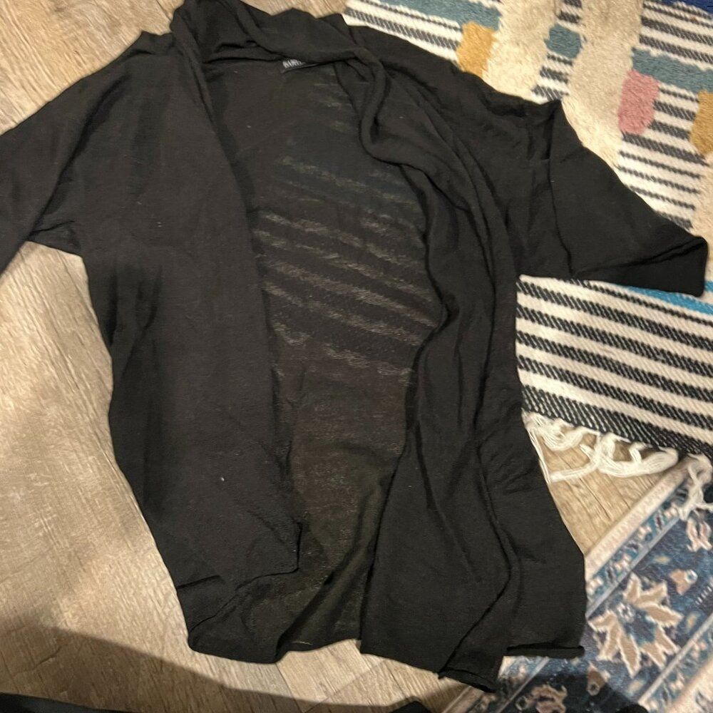 Isabella Rodriguez small black cardigcan top